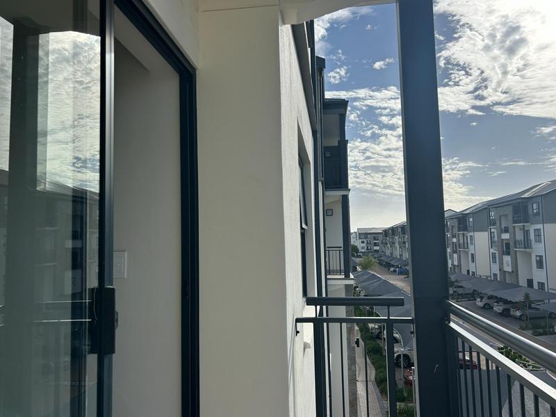 1 Bedroom Property for Sale in Sandown Western Cape
